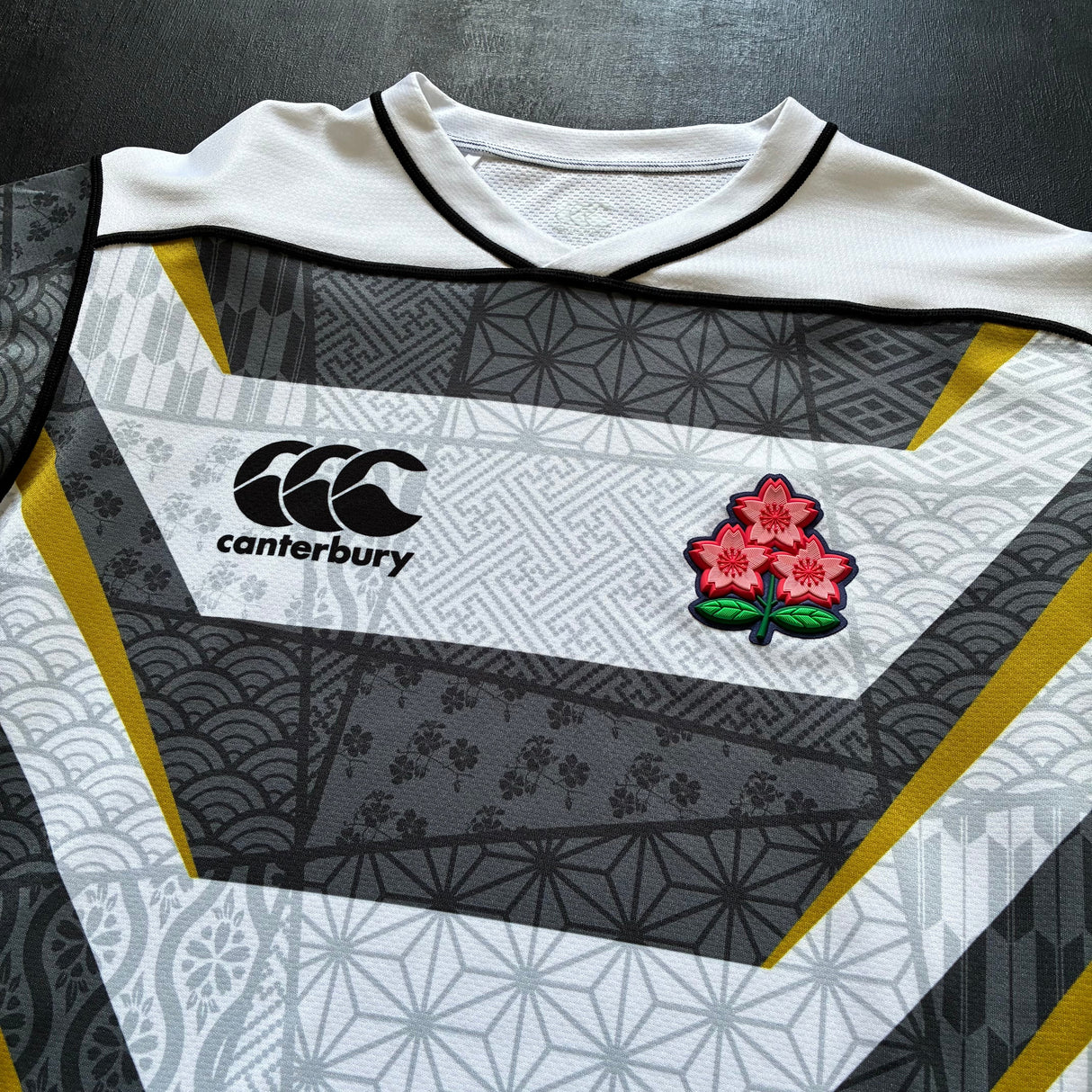 Japan Emerging Blossoms Rugby Team Jersey 2022/23 Large Underdog Rugby - The Tier 2 Rugby Shop
