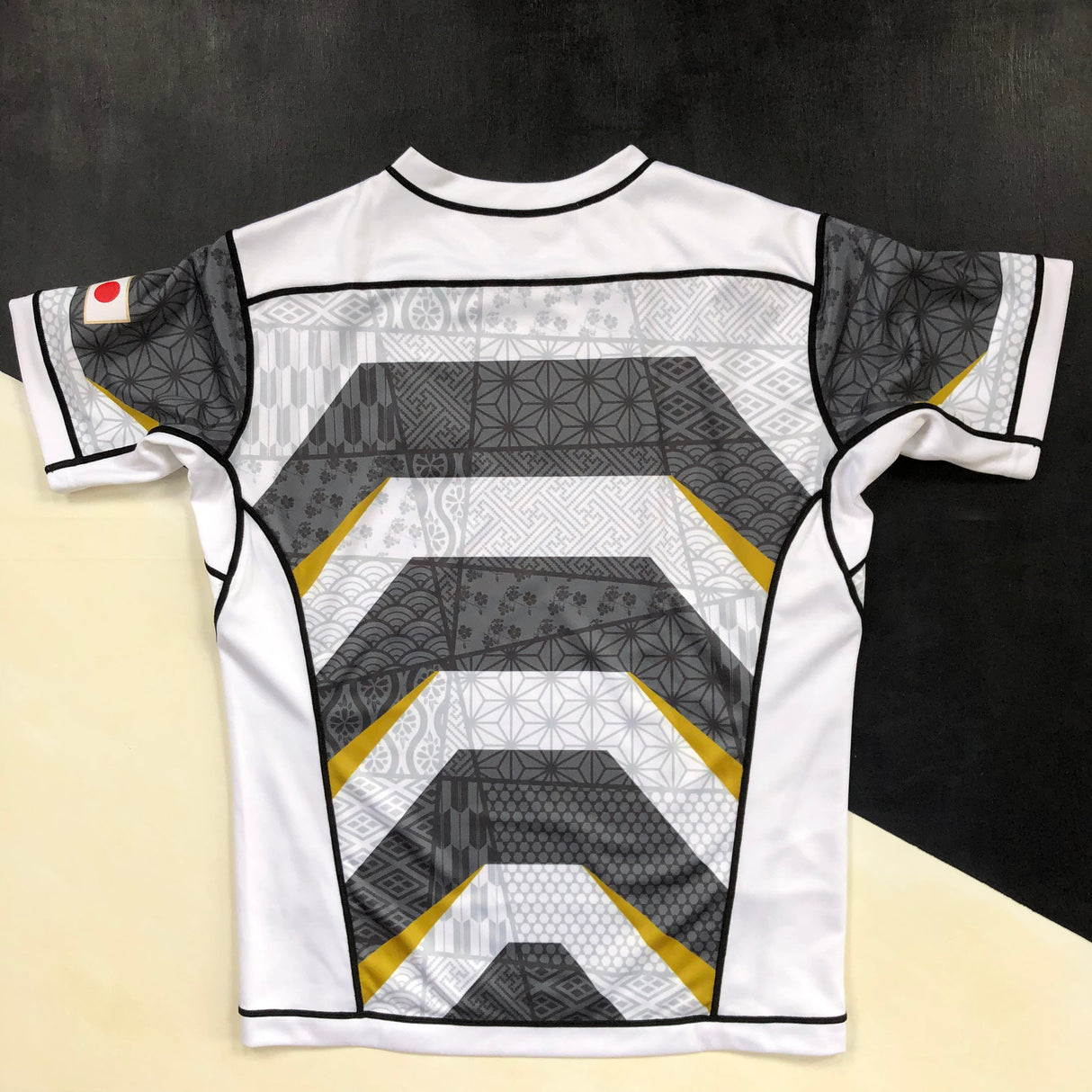 Japan Emerging Blossoms Rugby Team Jersey 2022/23 Large Underdog Rugby - The Tier 2 Rugby Shop