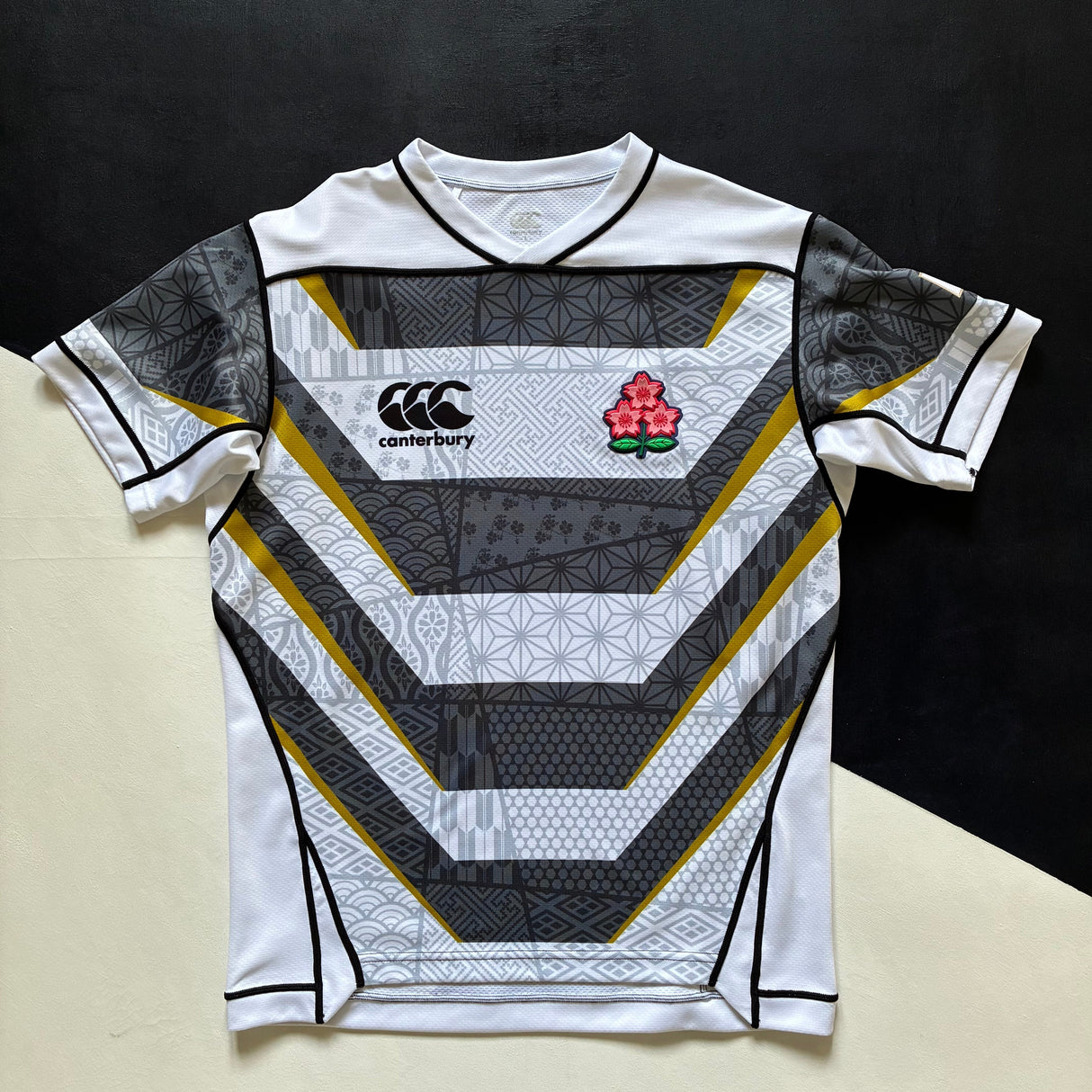 Japan Emerging Blossoms Rugby Team Jersey 2022/23 Large Underdog Rugby - The Tier 2 Rugby Shop