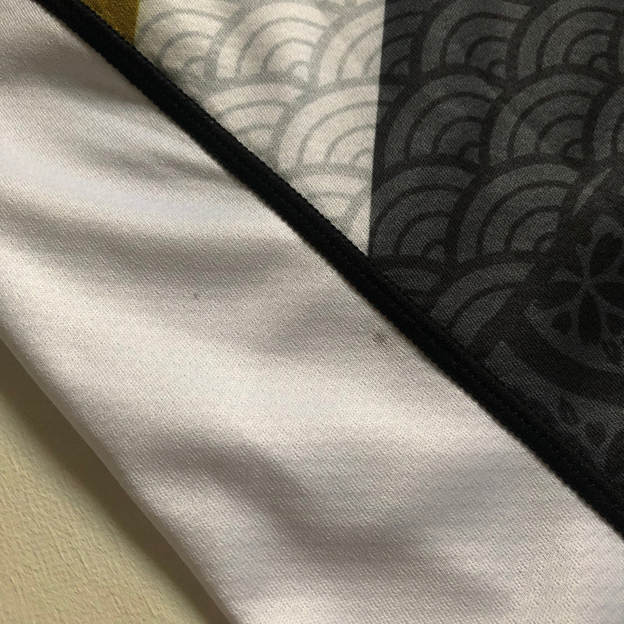 Japan Emerging Blossoms Rugby Team Jersey 2022/23 Small Underdog Rugby - The Tier 2 Rugby Shop