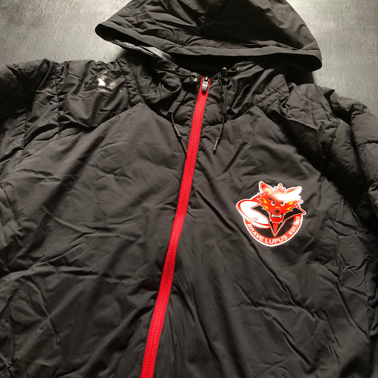 Toshiba Brave Lupus Tokyo Rugby Team Player Issue Insulation Jacket 6L BNWT Underdog Rugby - The Tier 2 Rugby Shop