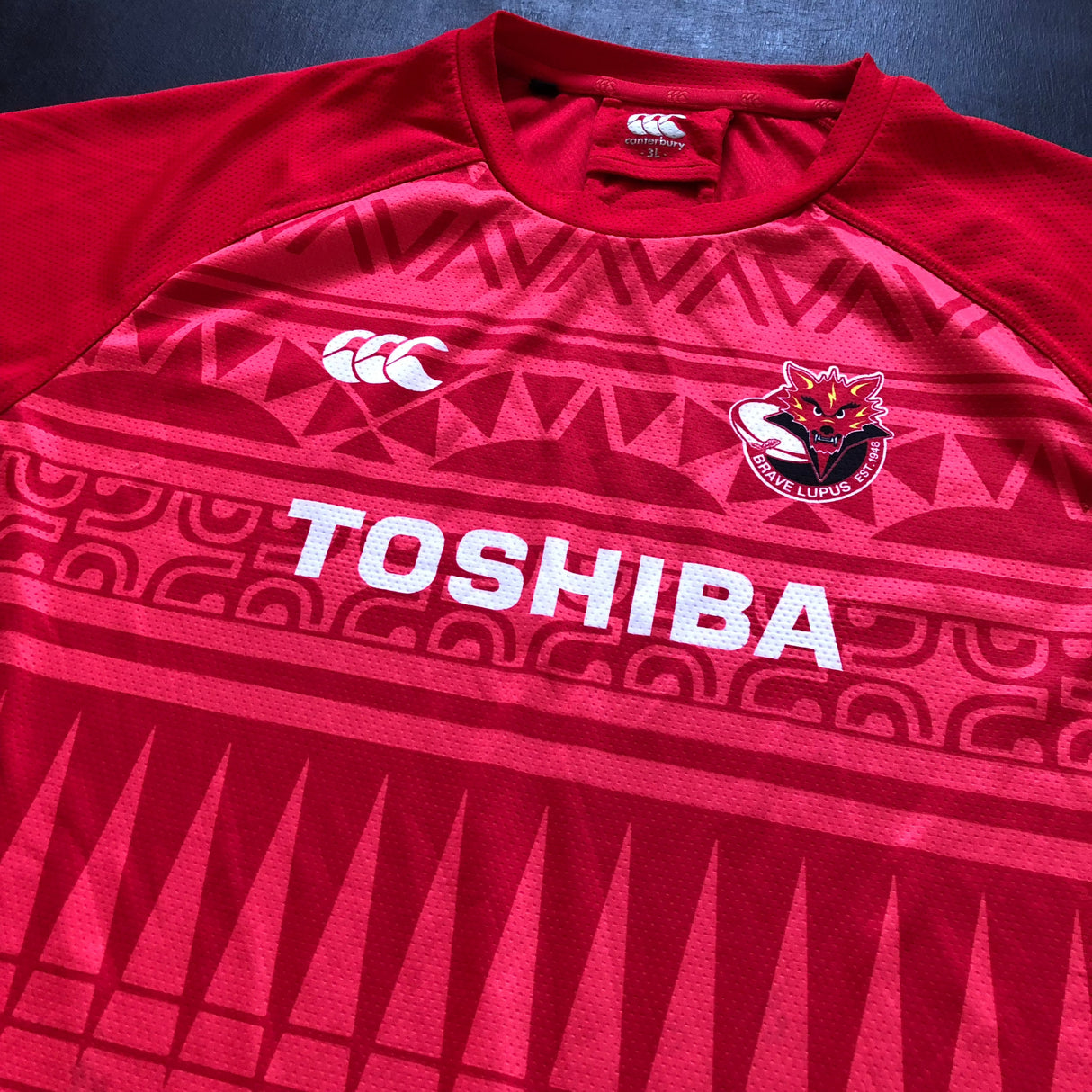 Toshiba Brave Lupus Tokyo Rugby Team Training Tee Player Issue 3L Underdog Rugby - The Tier 2 Rugby Shop