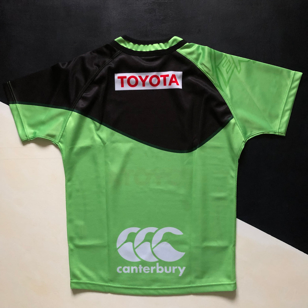 Toyota Verblitz Rugby Team Training Jersey (Japan Top League) Medium Underdog Rugby - The Tier 2 Rugby Shop