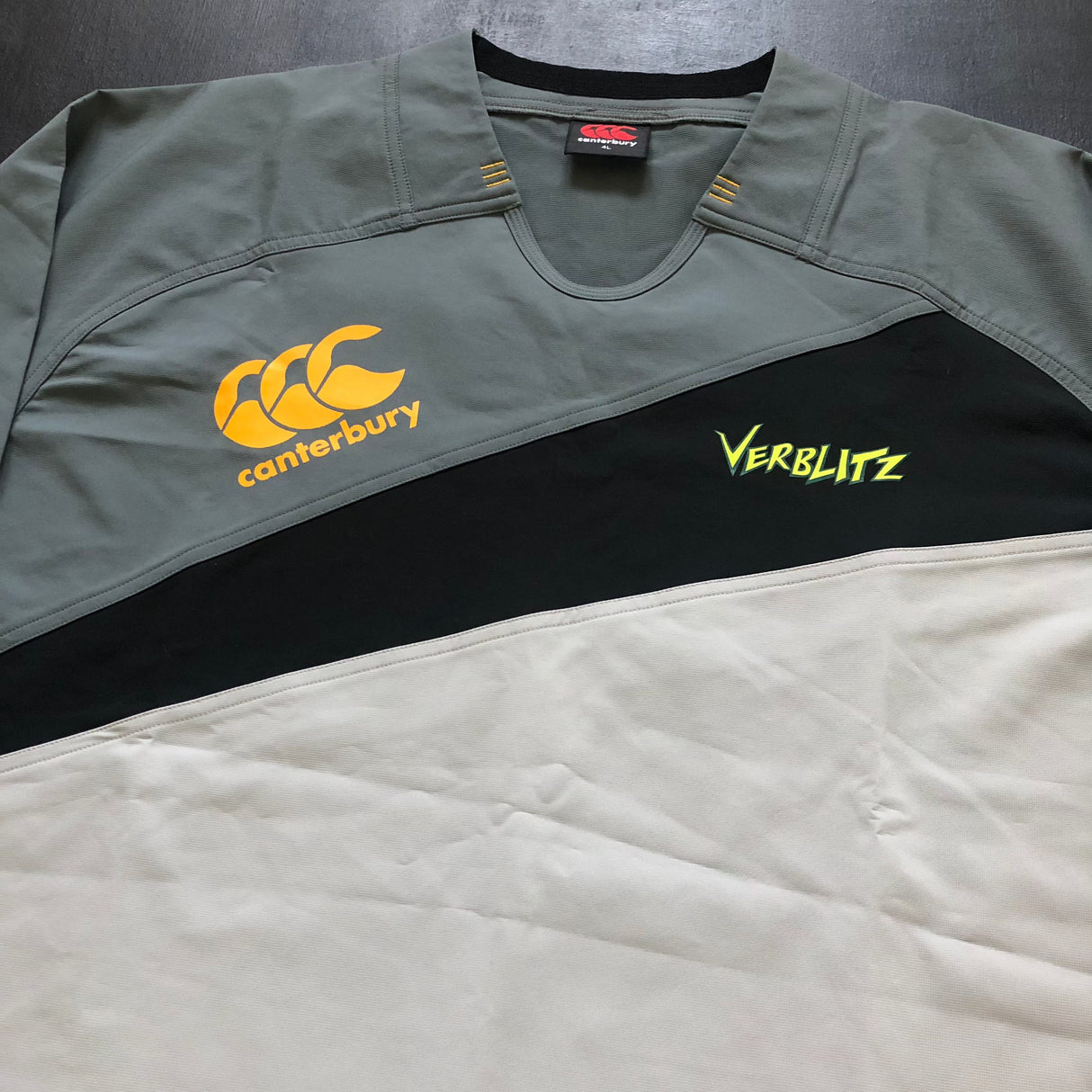 Toyota Verblitz Rugby Team Training Pullover 4L Underdog Rugby - The Tier 2 Rugby Shop
