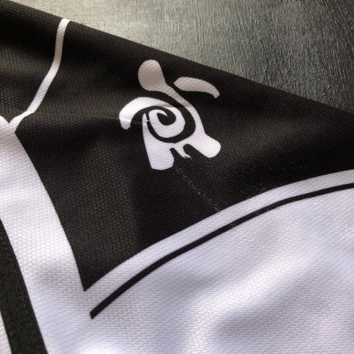 Fiji National Rugby Team Jersey 2010 Large Underdog Rugby - The Tier 2 Rugby Shop