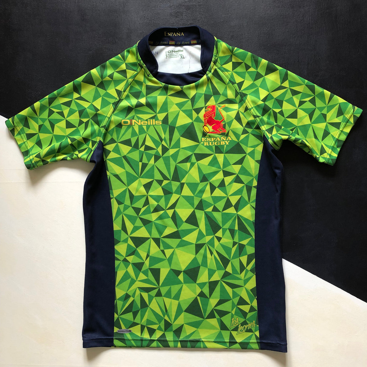 Spain National Rugby Team Training Jersey 2015 XL Underdog Rugby - The Tier 2 Rugby Shop