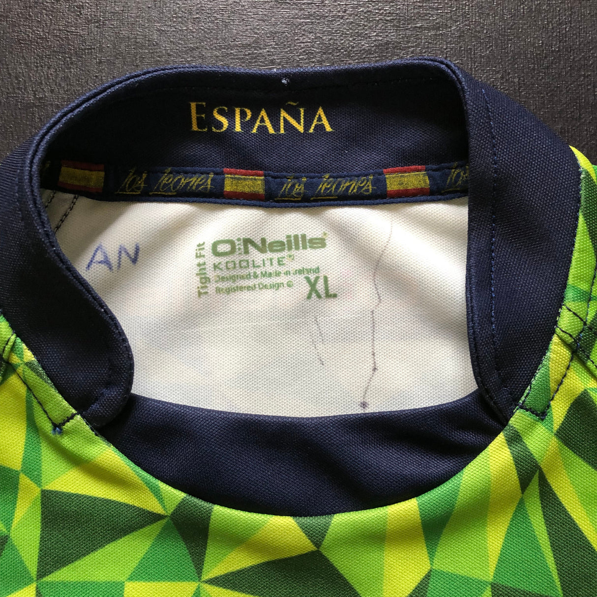 Spain National Rugby Team Training Jersey 2015 XL Underdog Rugby - The Tier 2 Rugby Shop