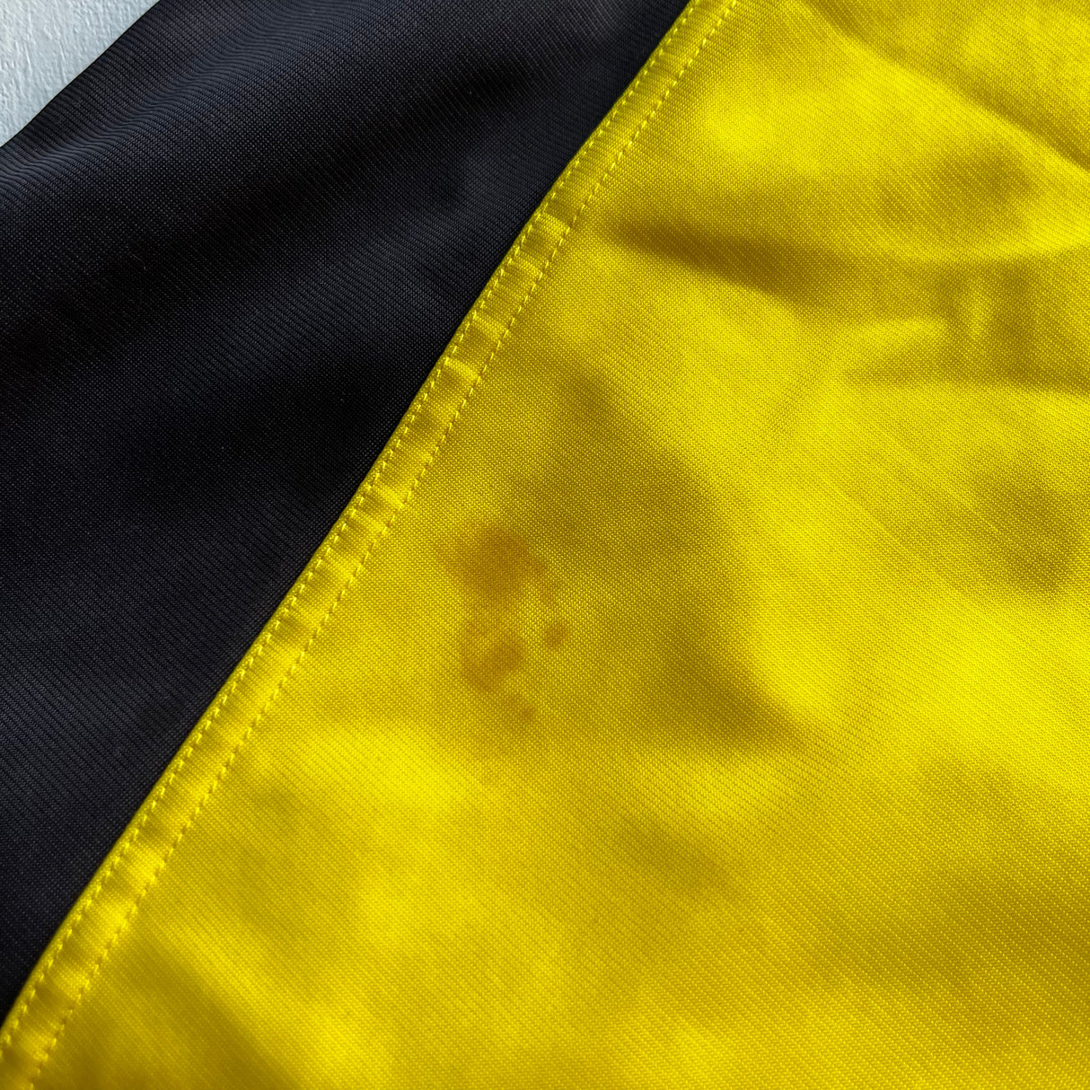 Suntory Sungoliath Rugby Team Jersey Match Worn 2006/2007 Large Underdog Rugby - The Tier 2 Rugby Shop