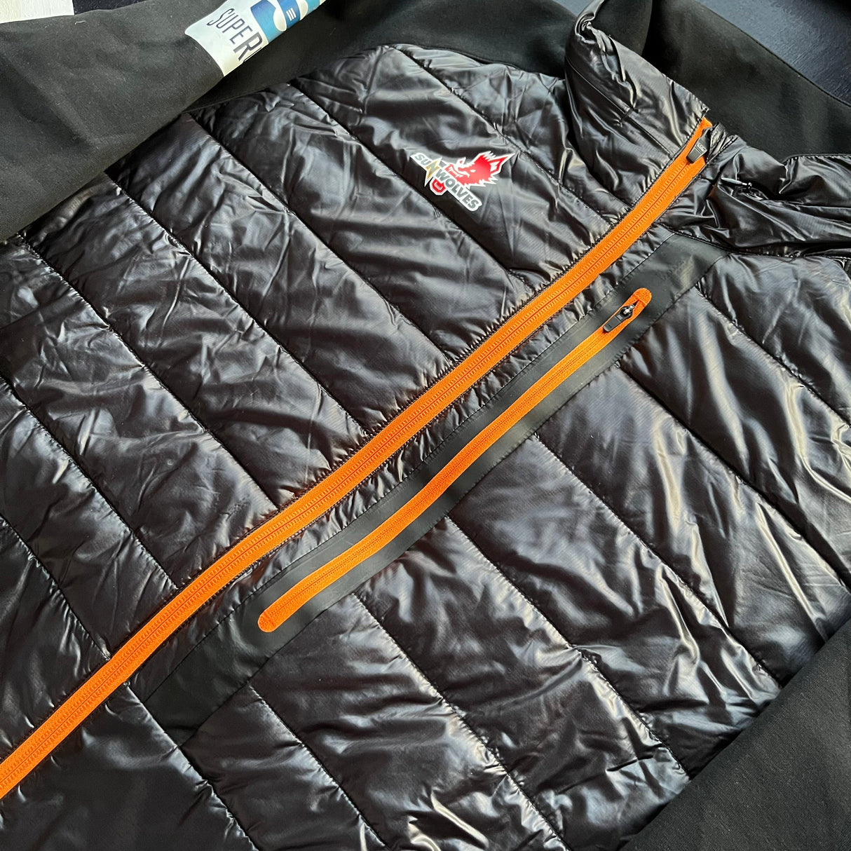 Sunwolves Rugby Team Hybrid Jacket 4L Underdog Rugby - The Tier 2 Rugby Shop