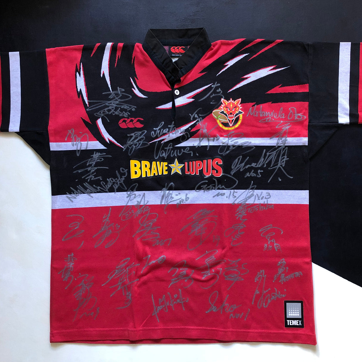 Toshiba Brave Lupus Tokyo Rugby Team Jersey 2003 Temex Signed 3XL Underdog Rugby - The Tier 2 Rugby Shop