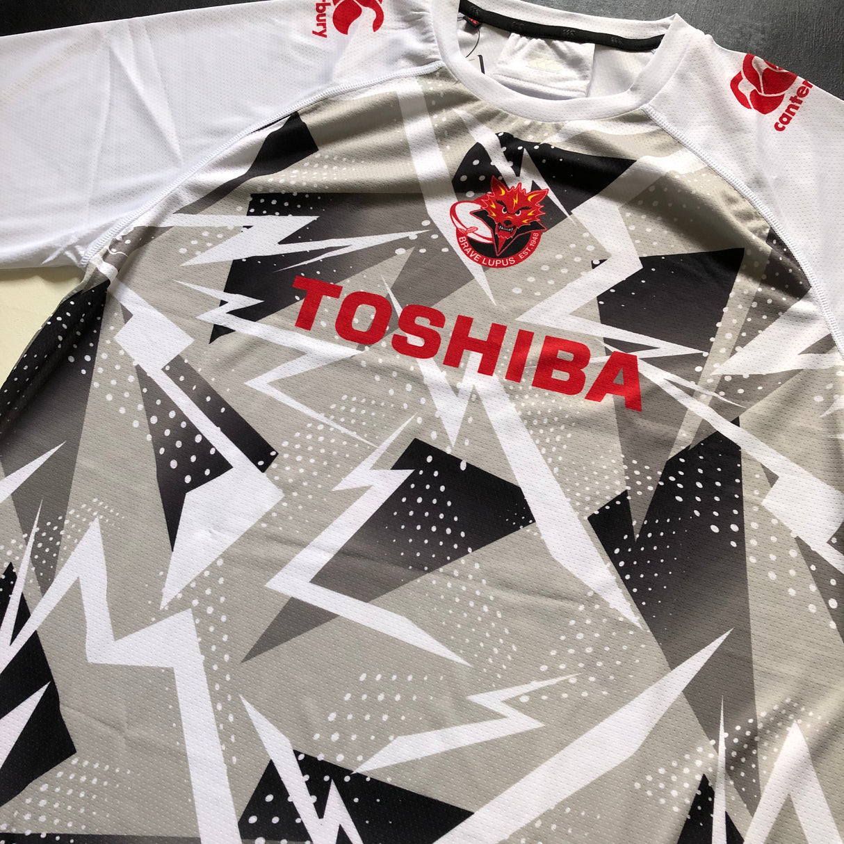 Toshiba Brave Lupus Tokyo Rugby Team Training Tee (White) Underdog Rugby - The Tier 2 Rugby Shop