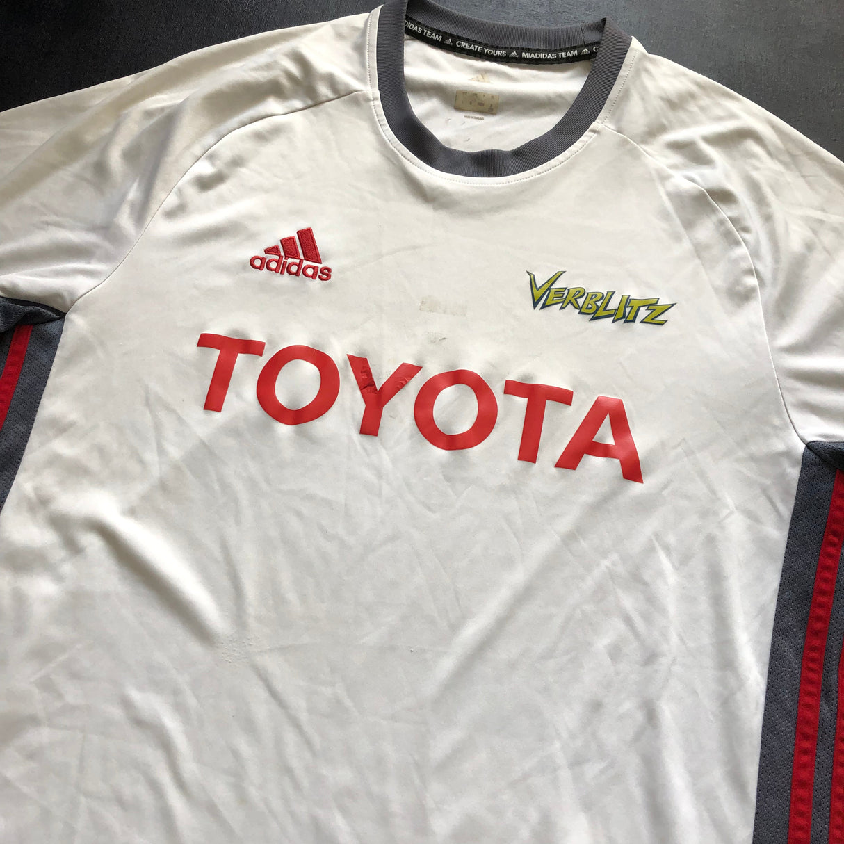Toyota Verblitz Rugby Team Training Jersey (Japan Top League) 2XO Underdog Rugby - The Tier 2 Rugby Shop