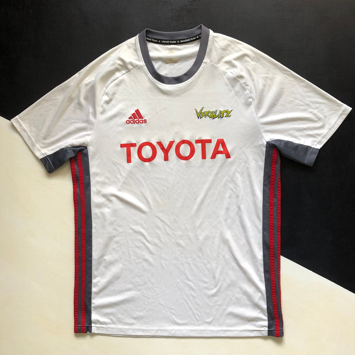 Toyota Verblitz Rugby Team Training Jersey (Japan Top League) 2XO Underdog Rugby - The Tier 2 Rugby Shop