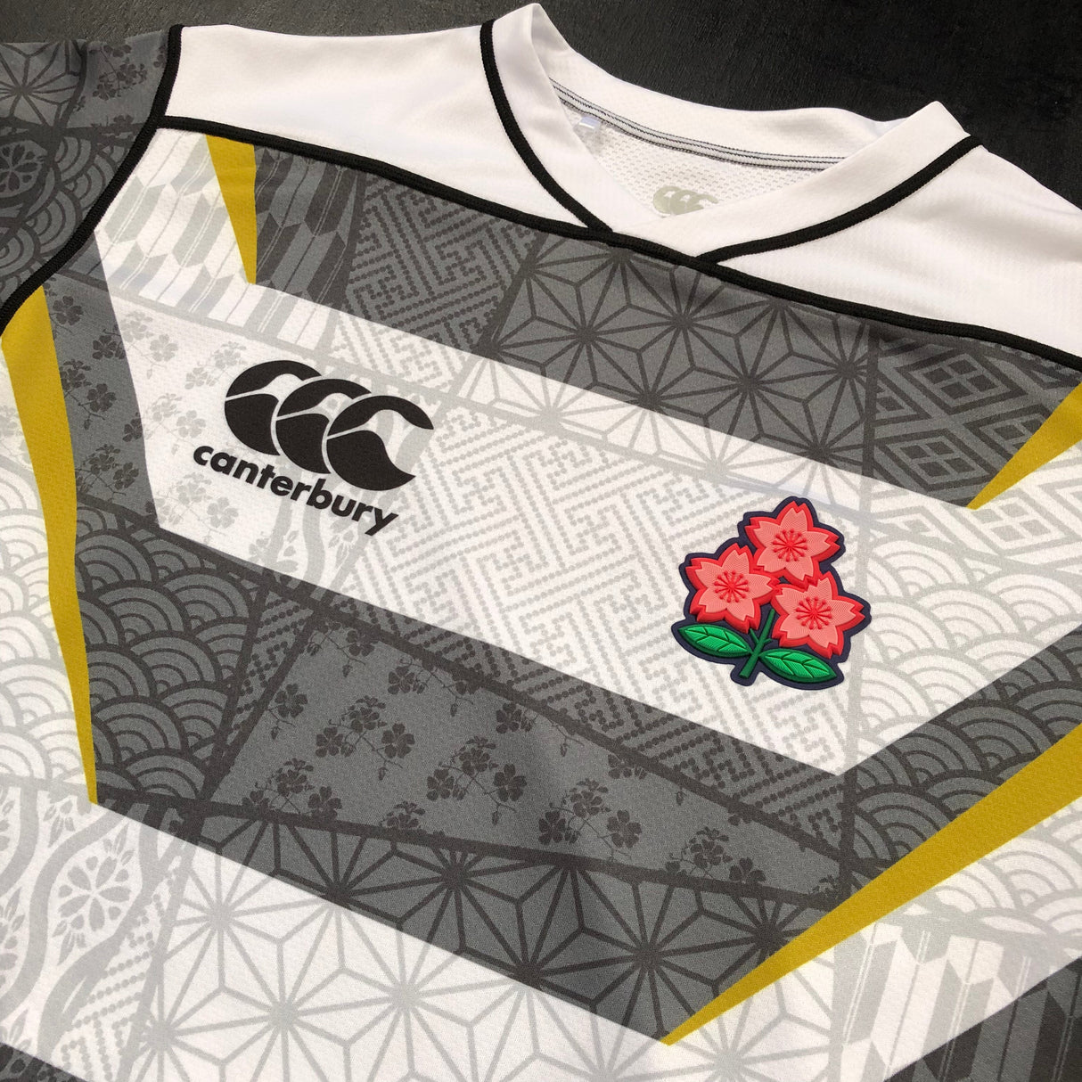 Japan Emerging Blossoms Rugby Team Jersey 2022/23 Large Underdog Rugby - The Tier 2 Rugby Shop 