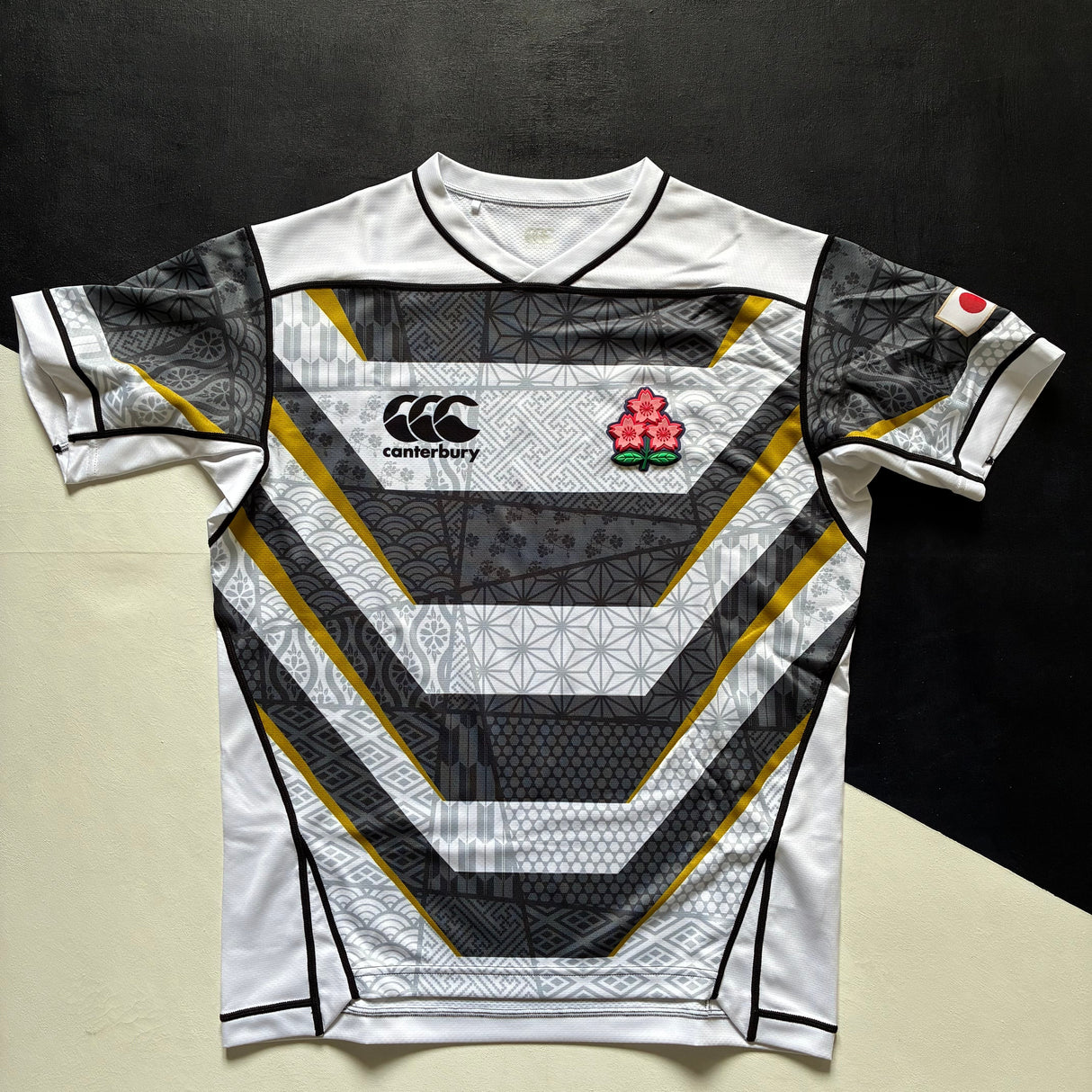 Japan Emerging Blossoms Rugby Team Jersey 2022/23 Large Underdog Rugby - The Tier 2 Rugby Shop 