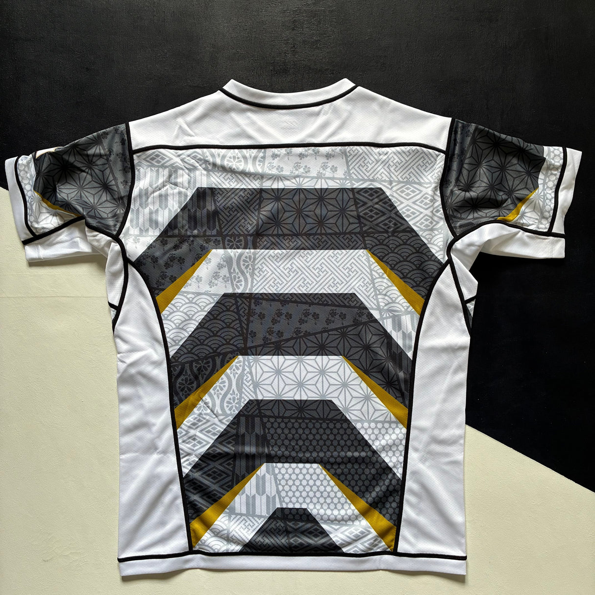 Japan Emerging Blossoms Rugby Team Jersey 2022/23 Large Underdog Rugby - The Tier 2 Rugby Shop 