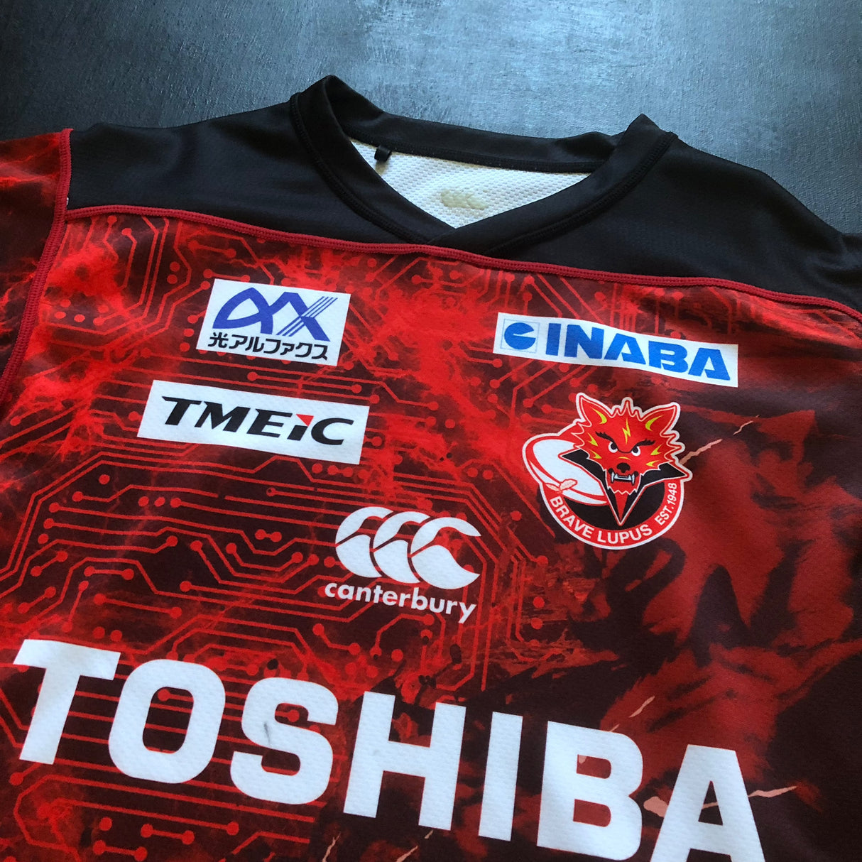 Toshiba Brave Lupus Tokyo Rugby Team Jersey 2023 Medium Underdog Rugby - The Tier 2 Rugby Shop 