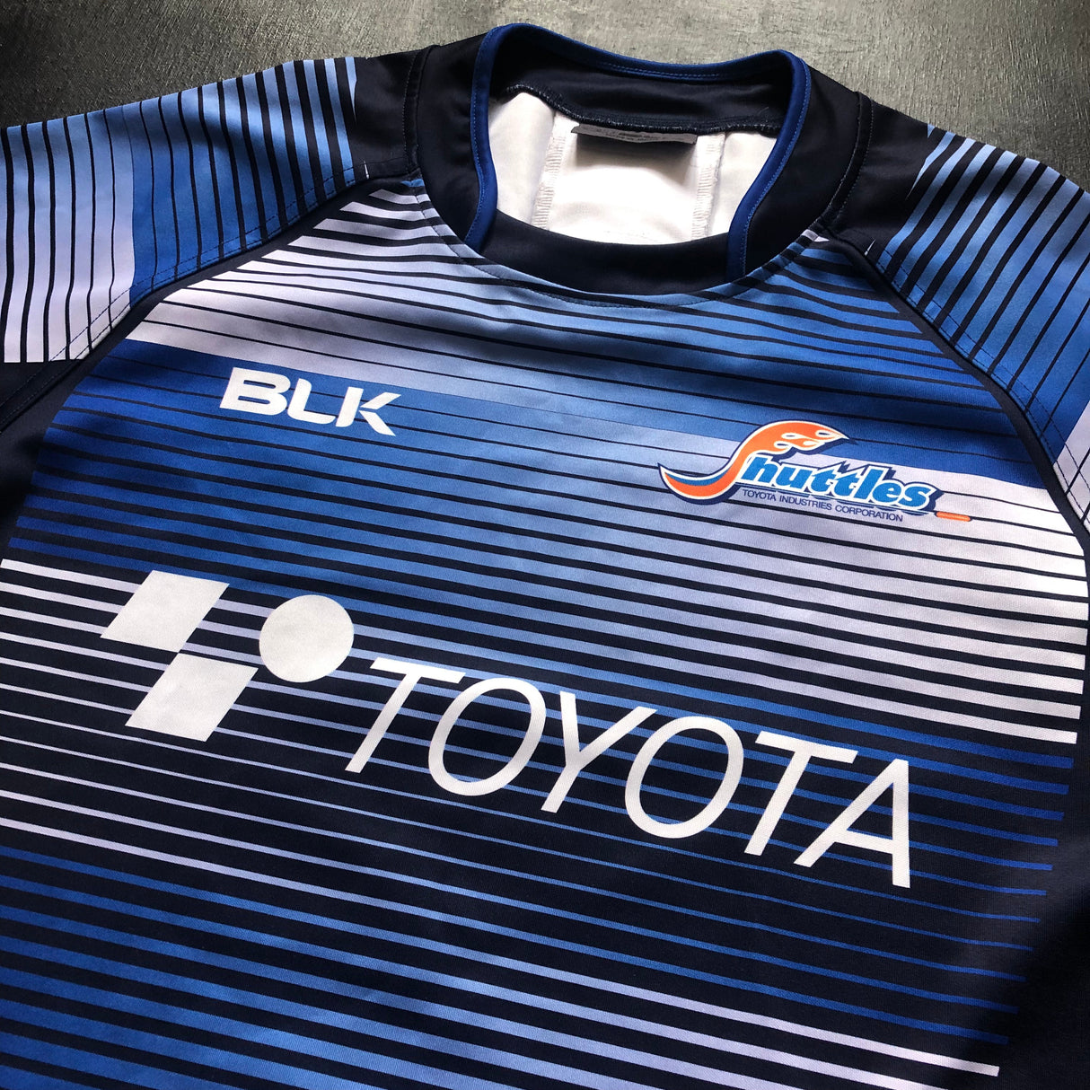 Toyota Industries Shuttles Aichi Training Jersey (Japan Top League) Small Underdog Rugby - The Tier 2 Rugby Shop 