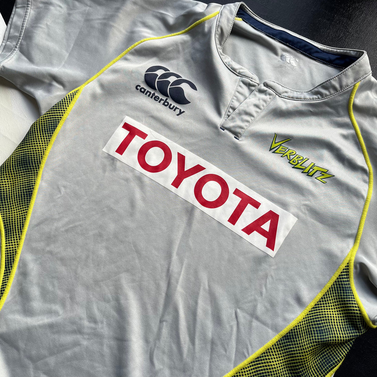 Toyota Verblitz Training Jersey XL Underdog Rugby - The Tier 2 Rugby Shop 